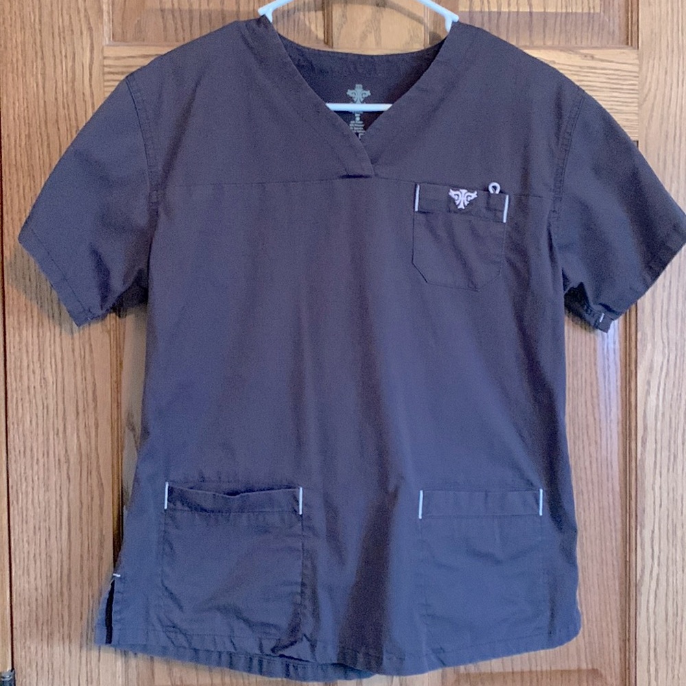 Med Couture scrub top